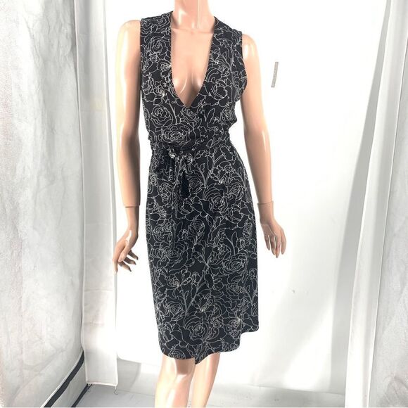 Ann Taylor Loft Size 4 Black and White  Print Sleeveless Wrap Dress - Picture 1 of 11